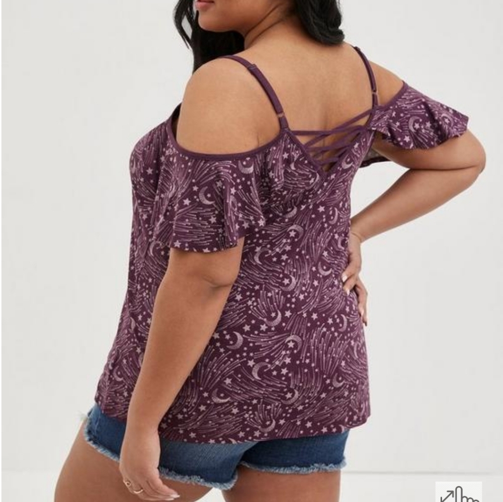 Torrid Super Soft Scoop Neck Strappy Back Cold Shoulder Flutter Sleeve Top, sz 2 - Picture 4 of 8